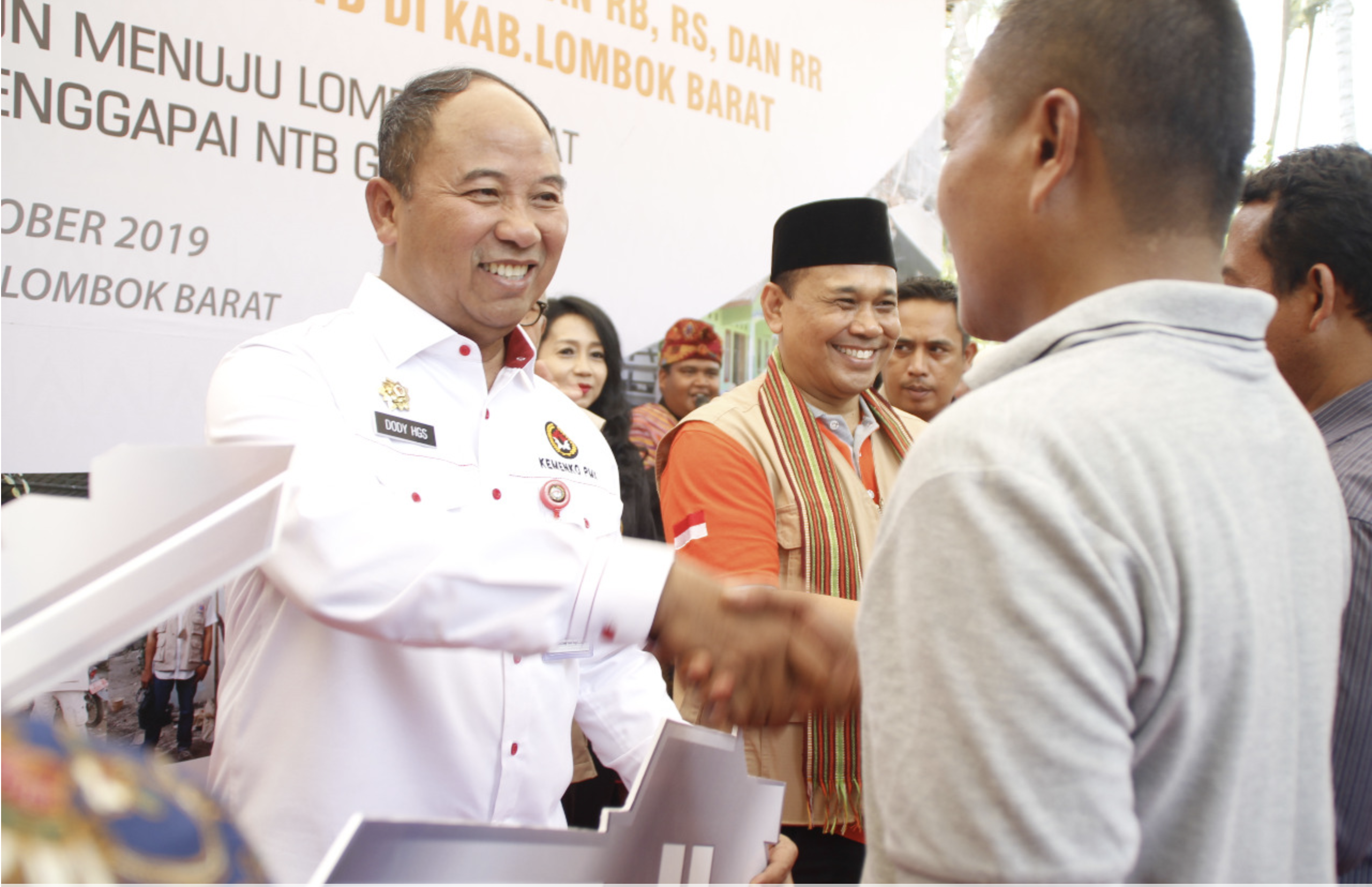 Kemenko PMK Serah Terima 40 Ribu Rumah Korban Gempa NTB