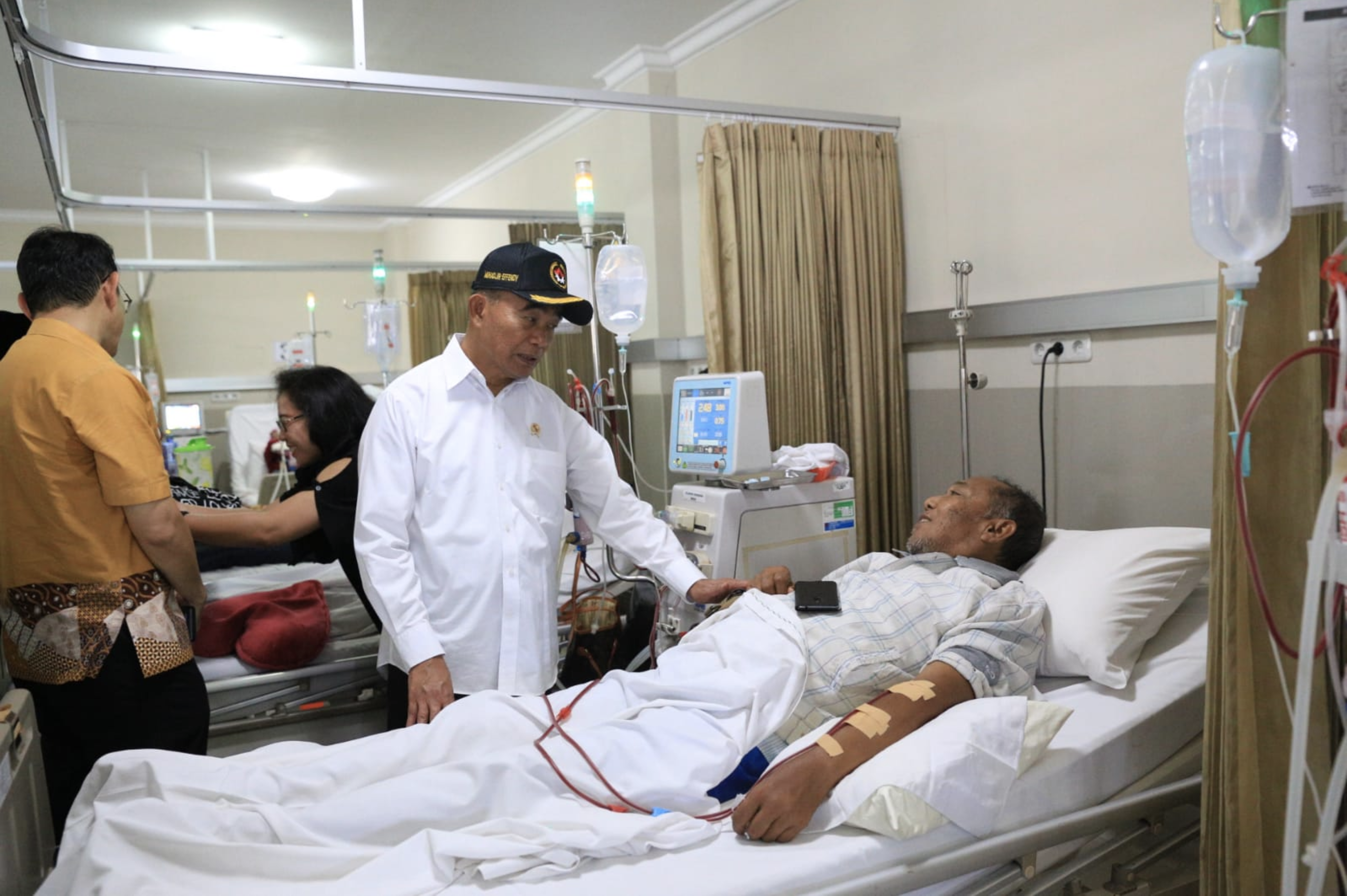 Kunjungi Rumah Sakit, Menko Muhadjir Pastikan Pelayanan Kesehatan Berjalan Baik